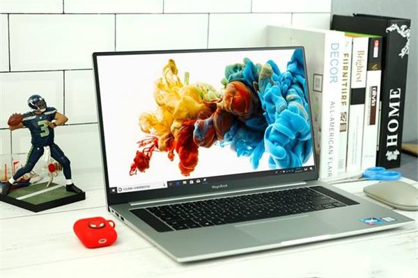 荣耀MagicBook Pro首销全网15分钟破万台 全屏实力彰显